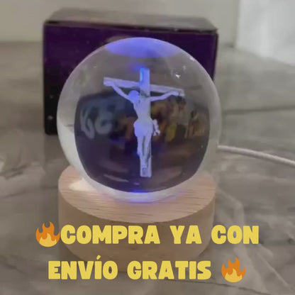Lámpara 3D Jesús en la Cruz: Siente la presencia de Jesús. Perfecta para oración y conexión espiritual.